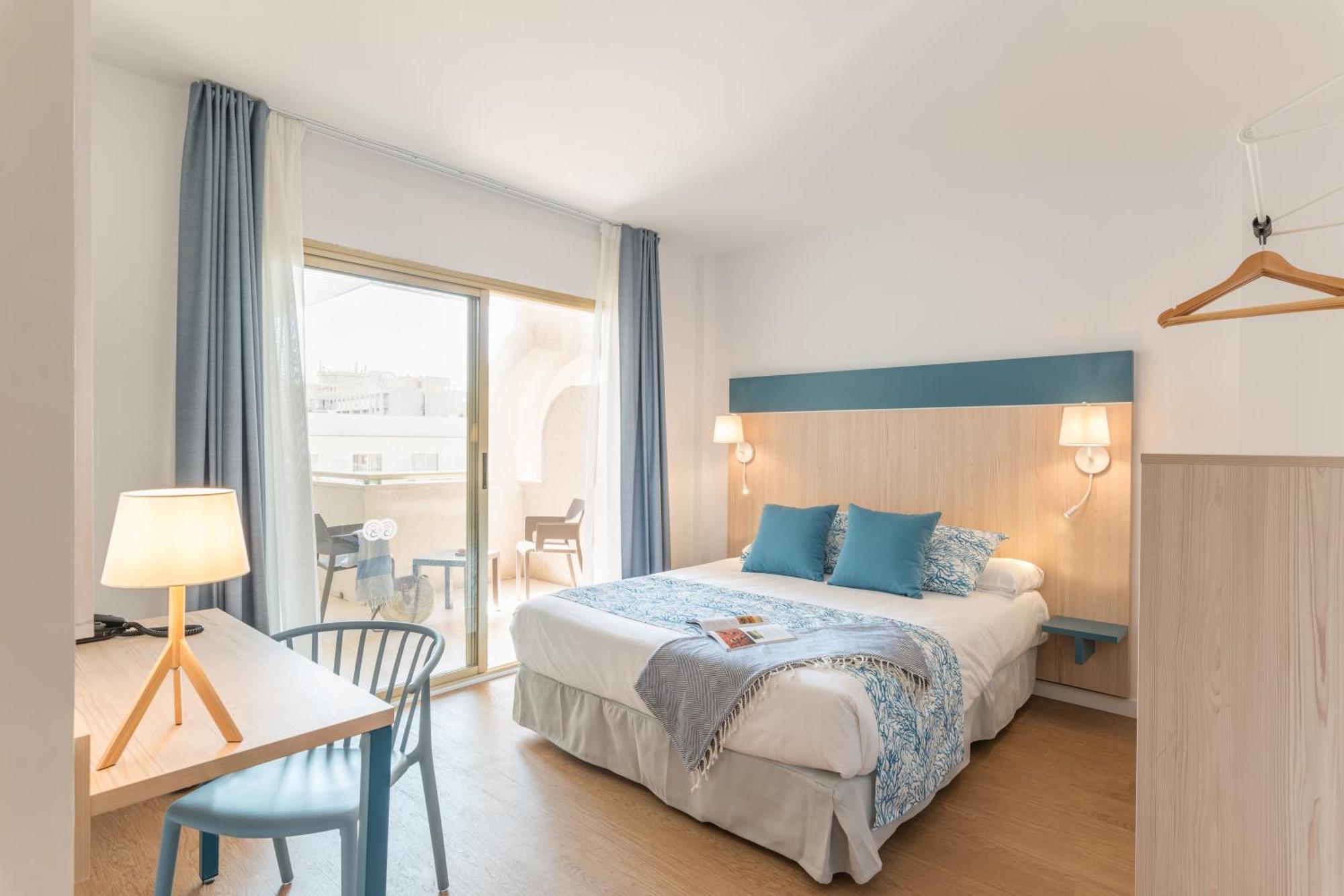 Double Room - Disability Access,1431868114:JPEG