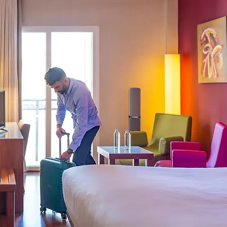 Num Hotel-2